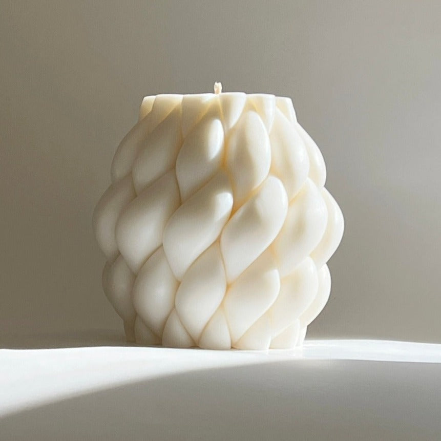Cashmere Knit Sculpture Candle
