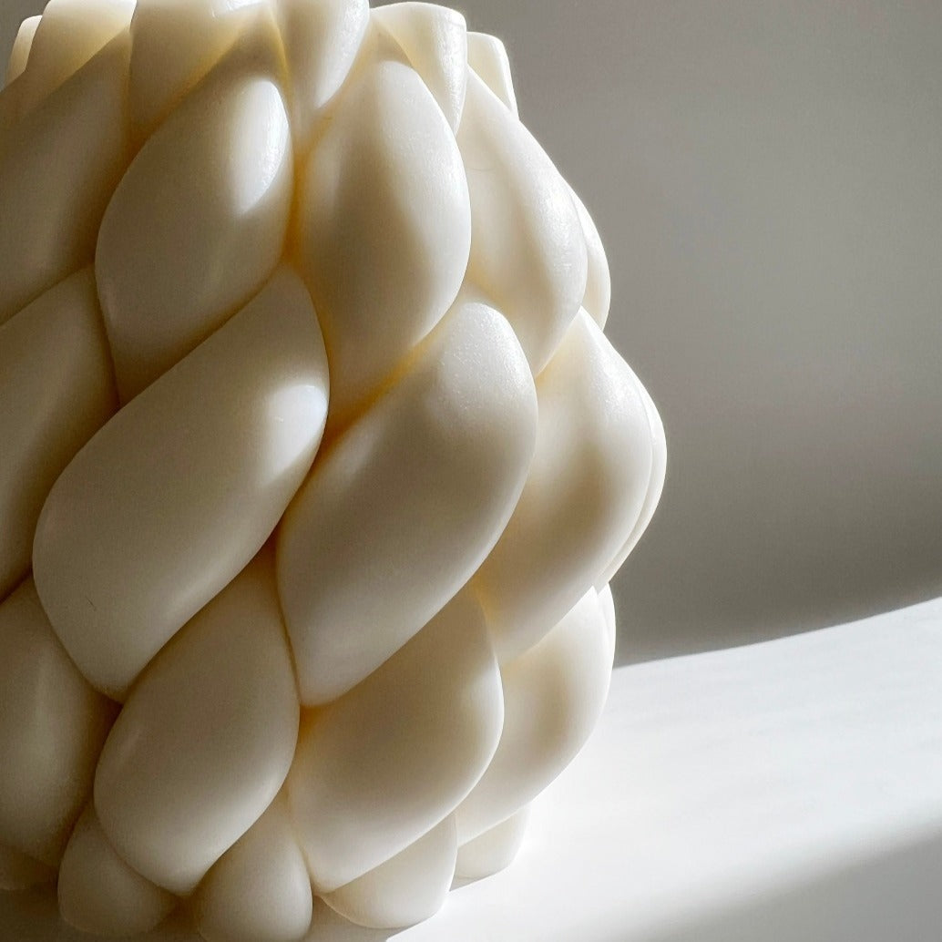 Artesao Cashmere Knit Candle | Sculpture Candle