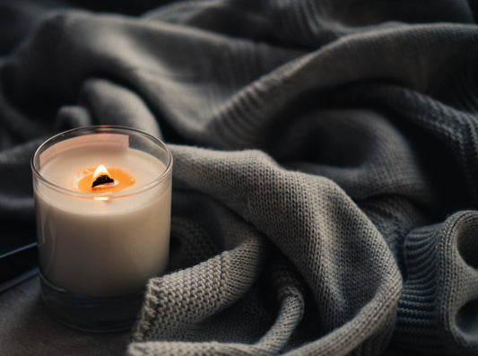 3 Candle Scents To Keep You Cozy This Winter